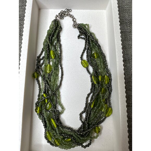 Multi Strand Green Seed Beads Necklace Womens Fashion - Picture 2 of 3